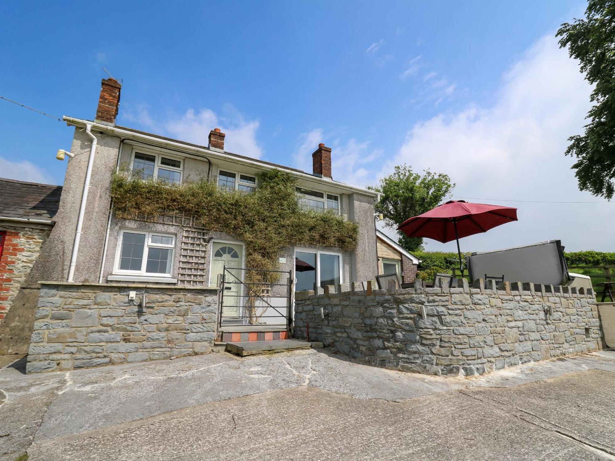Aberdauddwr Villa Llanwnen Exterior photo